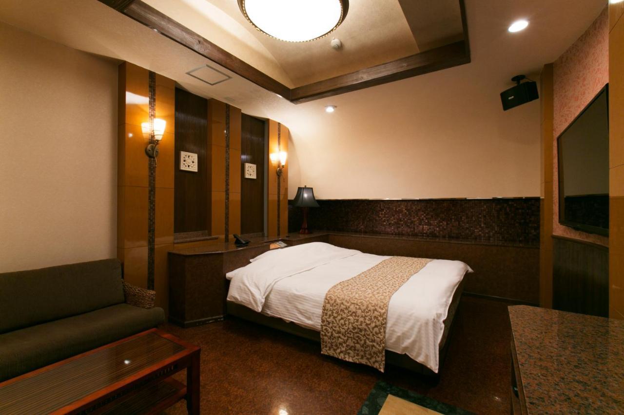 Hotel Atlantis Toyonaka  Kültér fotó